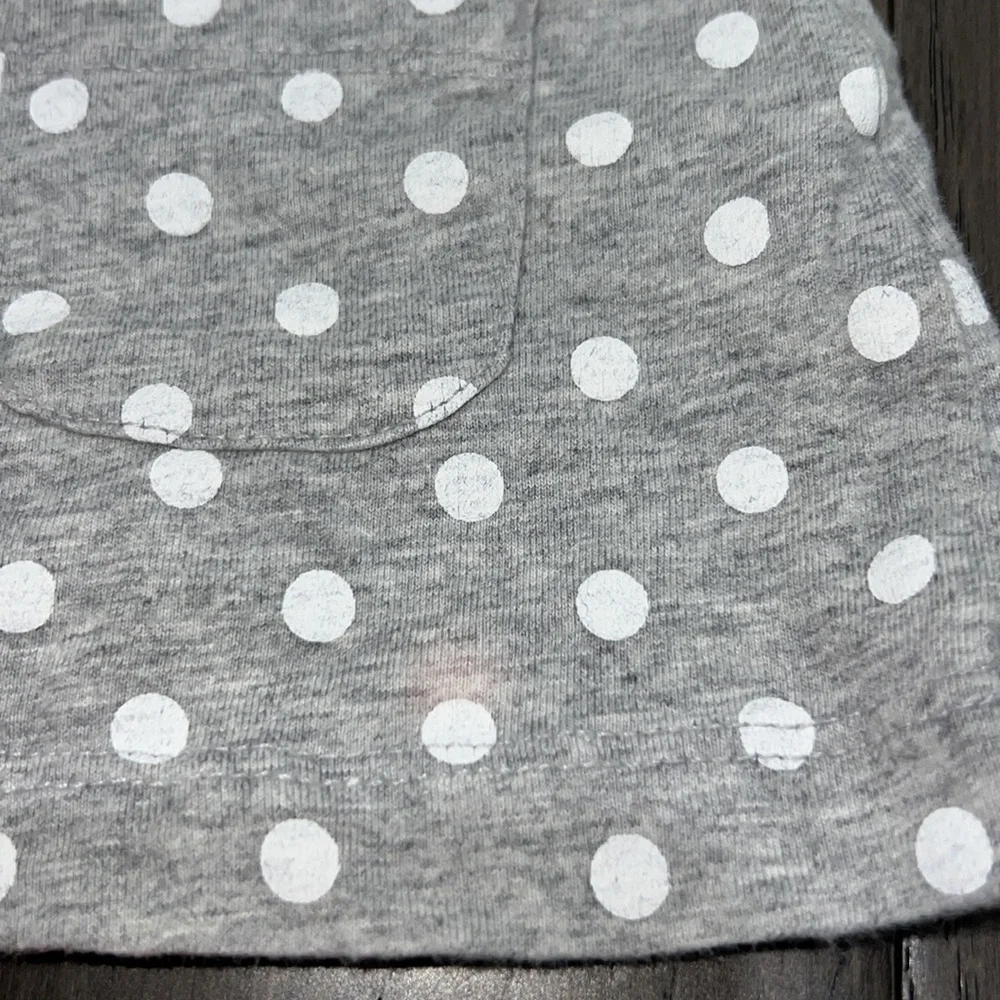 Carters baby girl striped bloomer with matching giraffe polkadot T-shirt